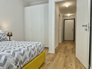 2 soverom, strykejern/-brett, reiseseng for barn og wi-fi (inkludert)