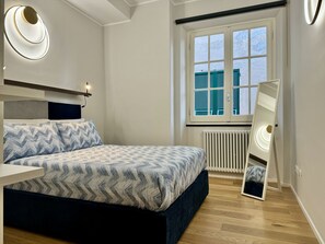2 bedrooms, iron/ironing board, travel crib, free WiFi