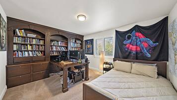 6 habitaciones, escritorio, tabla de planchar con plancha y wifi gratis