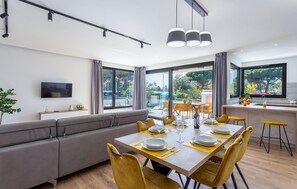 تناول الطعام