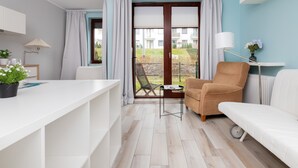 Living room - Beautiful Studio With Balcony by Renters (Gdansk)