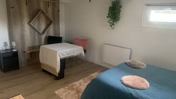 3 bedrooms, WiFi, bed sheets