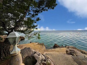 Private beach, white sand, sun-loungers - Apartment 77 (Starigrad)