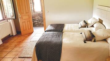 Standard Double Room | Free WiFi