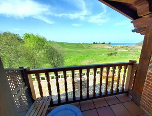 Standard Double Room | Terrace/patio - Hospedaje Rural La Panera (San Vicente de la Barquera)
