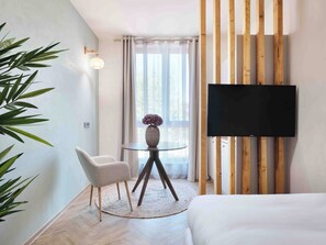 In-room safe, desk, laptop workspace, blackout curtains