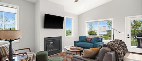 Smart TV, fireplace, books
