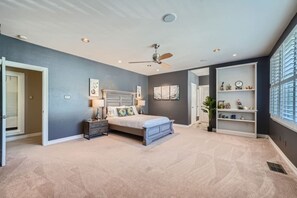 3 Schlafzimmer, Bügeleisen/Bügelbrett, WLAN, Bettwäsche