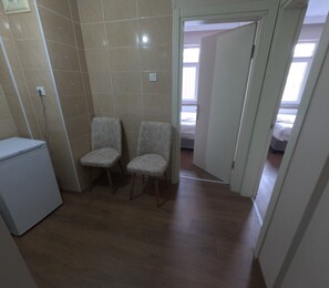 Family Apartment, City View | Living area | 40-inch plasma TV with satellite channels - MS kuba Istanbul apart (Istanbul)