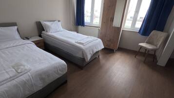 Studio Deluxe, vue mer, vue mer | Literie de qualité supérieure, Wi-Fi gratuit, draps fournis