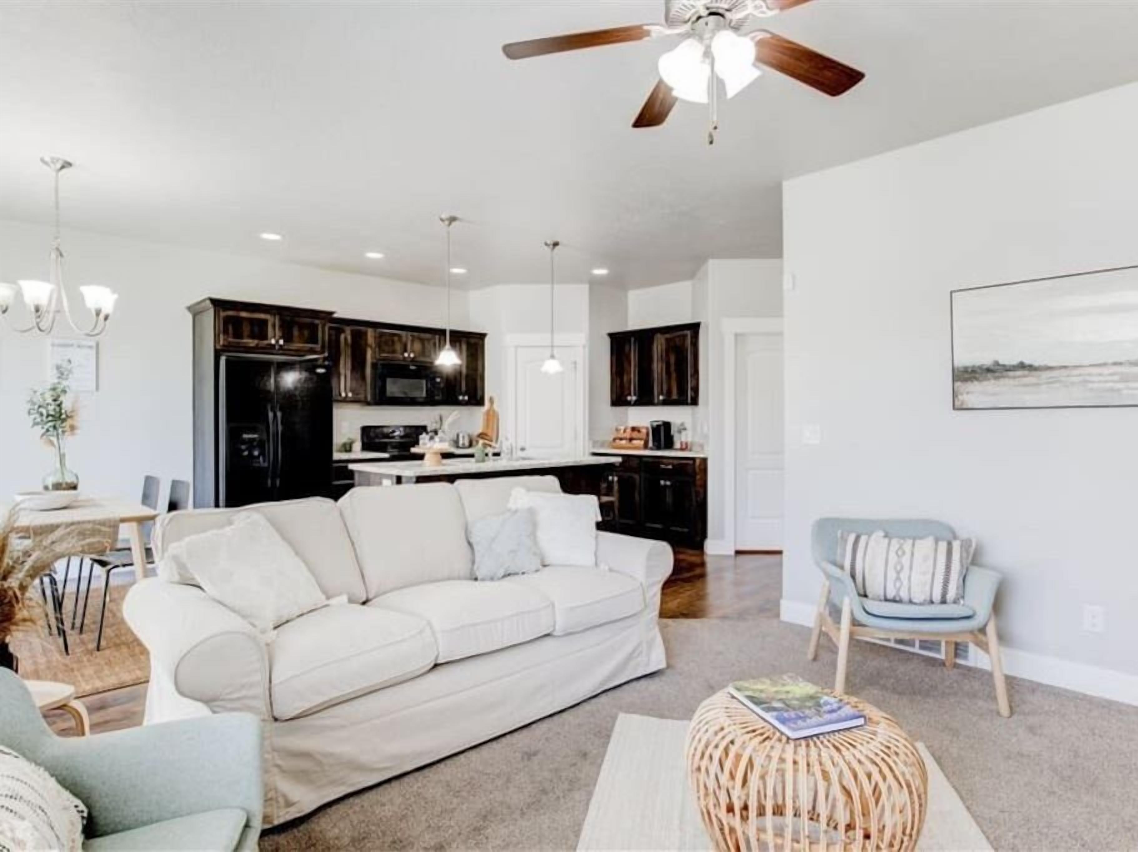 Golf Course Close By, Just Minutes from UVU!