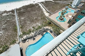 Una piscina techada