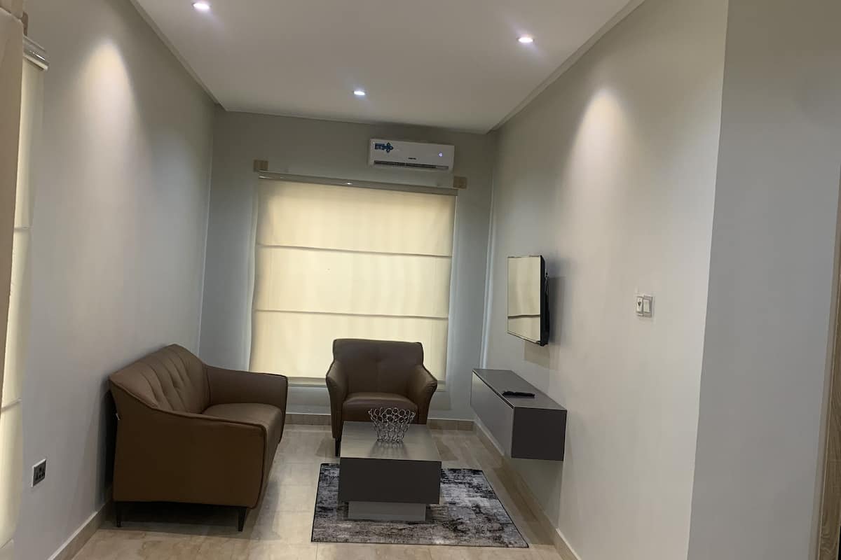 Suite monolocale Exclusive | Una scrivania, postazione laptop, Wi-Fi gratuito
