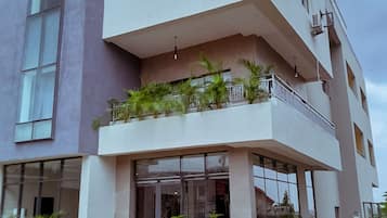Fachada de la propiedad