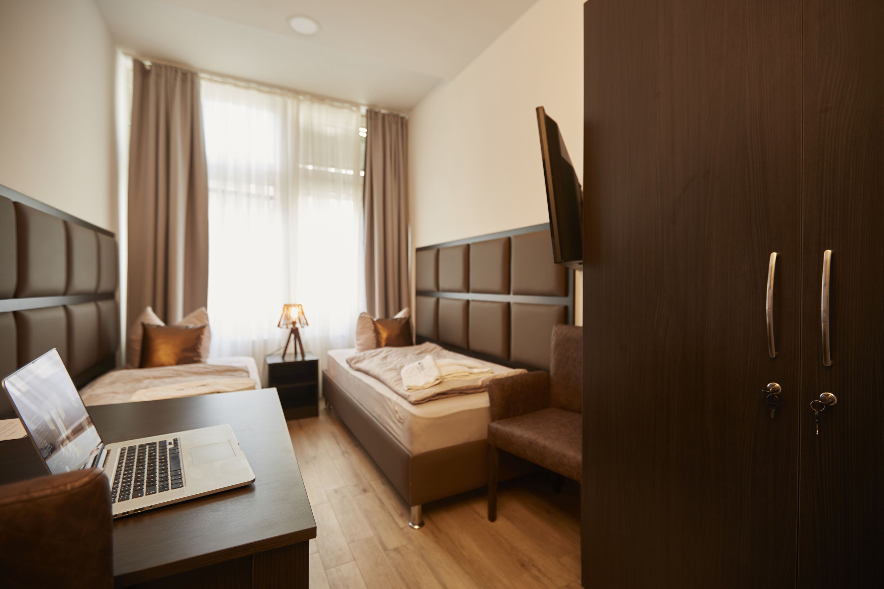 Photo - Harbour Apartments