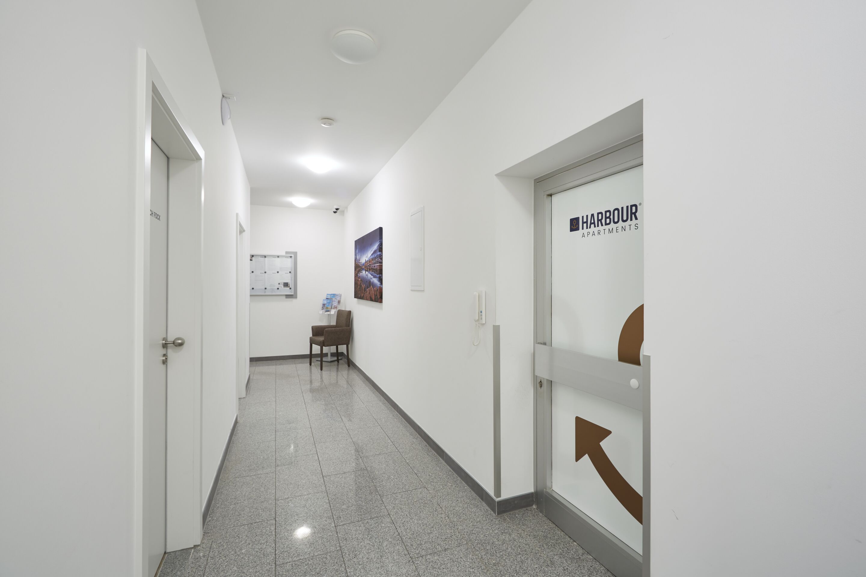 Photo - Harbour Apartments