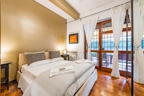 1 quarto, escrivaninha, ferros/tábuas de passar roupa, Wi-Fi