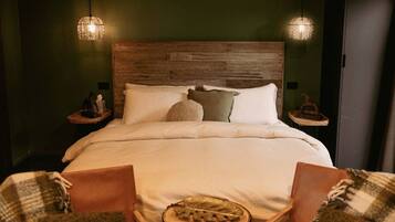 1 bedroom, iron/ironing board, Internet, bed sheets