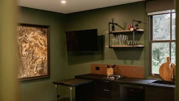 Fridge, microwave, stovetop, coffee/tea maker