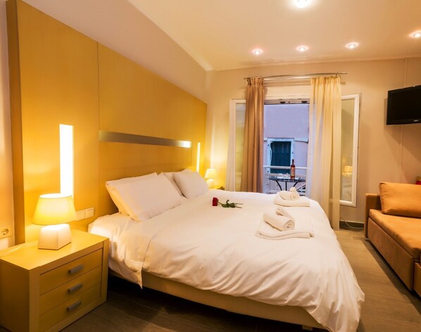 3 bedrooms, soundproofing, iron/ironing board, free WiFi - Acqua Dolce by Corfuescapes (Corfu)