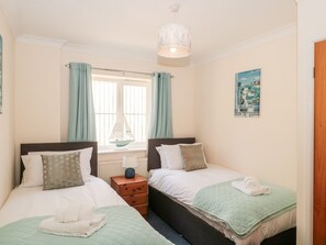 2 室のベッドルーム、客室ごとに異なる装飾、客室ごとに異なるインテリア、WiFi (無料)