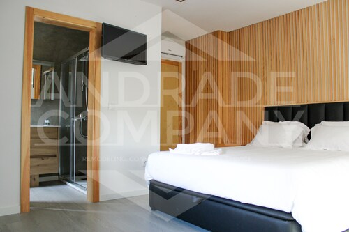  A small one bedroom apartment near Douro river in the heart of Pinhão.