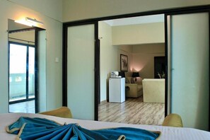 Soundproofing, iron/ironing board, free WiFi - The Reserve Boutique Hotel (Karachi)