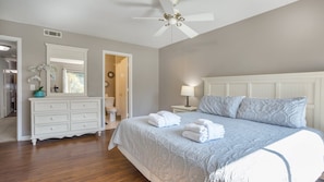 2 bedrooms, free WiFi, bed sheets, wheelchair access