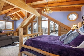 3 chambres, bureau, fer et planche Ă repasser, lit parapluie