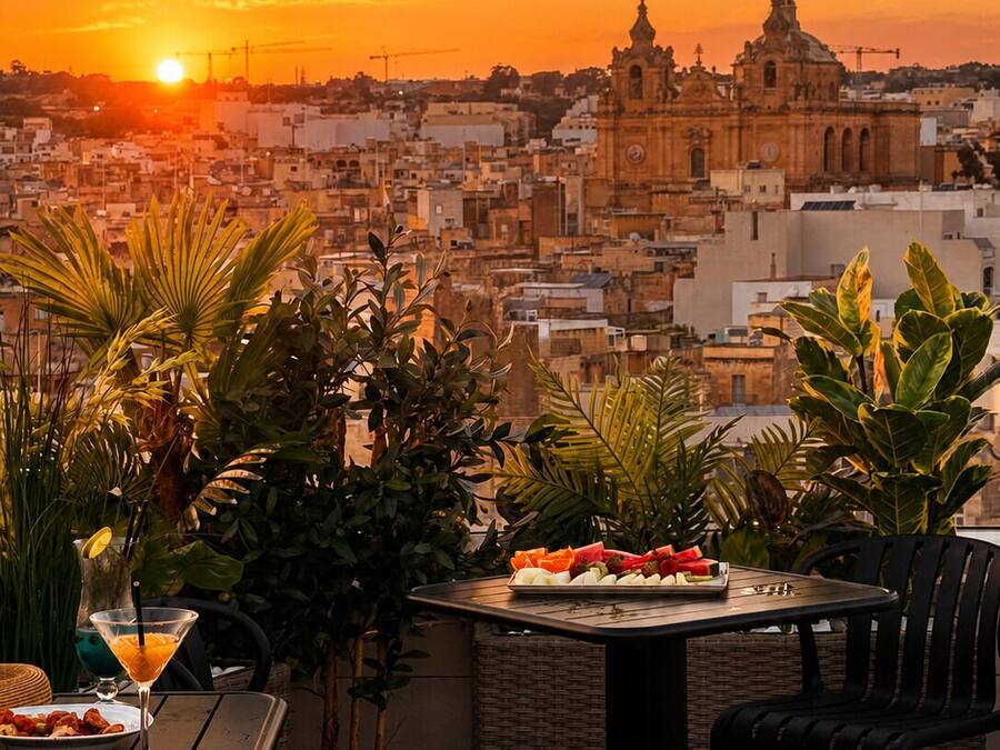 Rooftop pool
