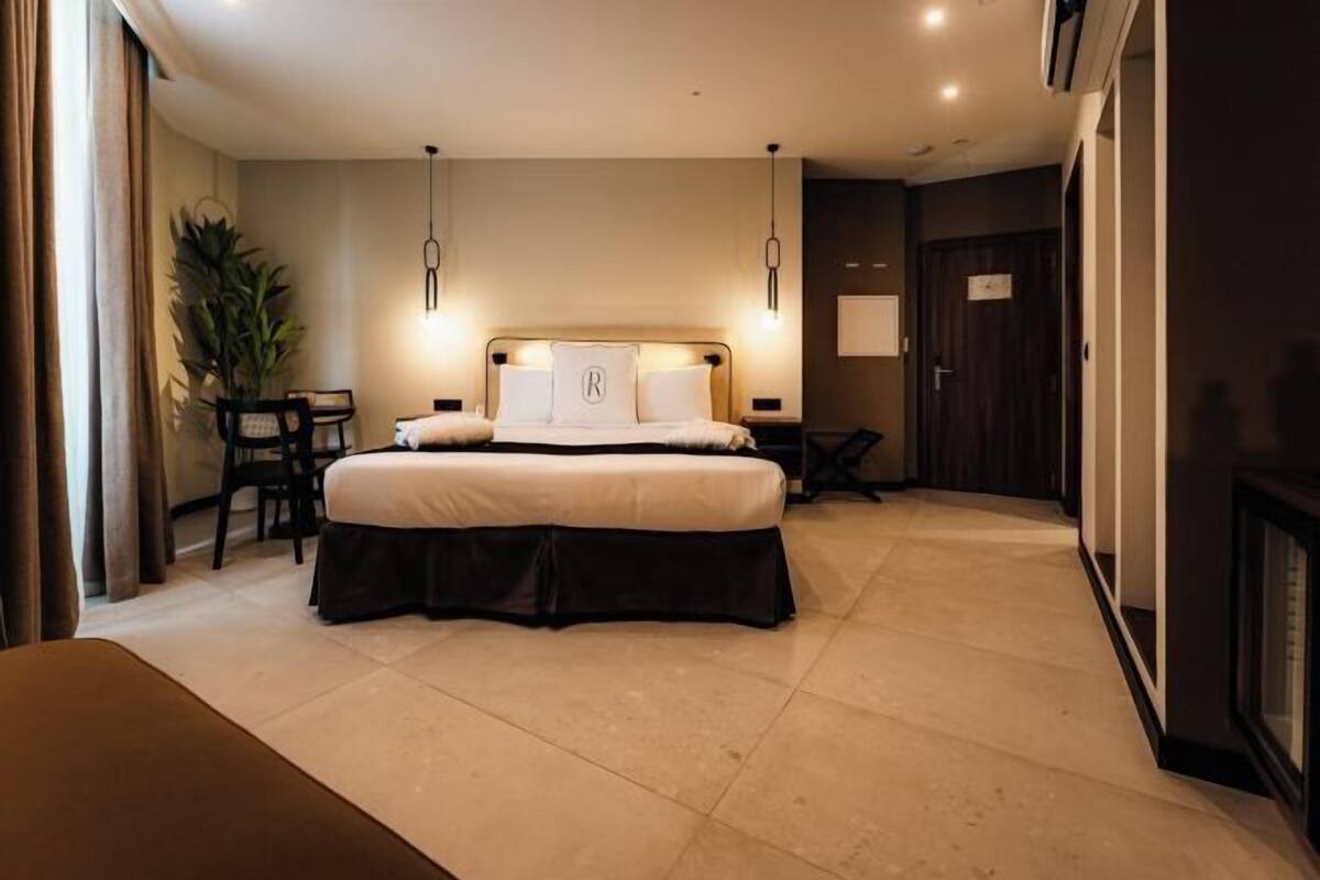 1 habitación y ropa de cama de alta calidad