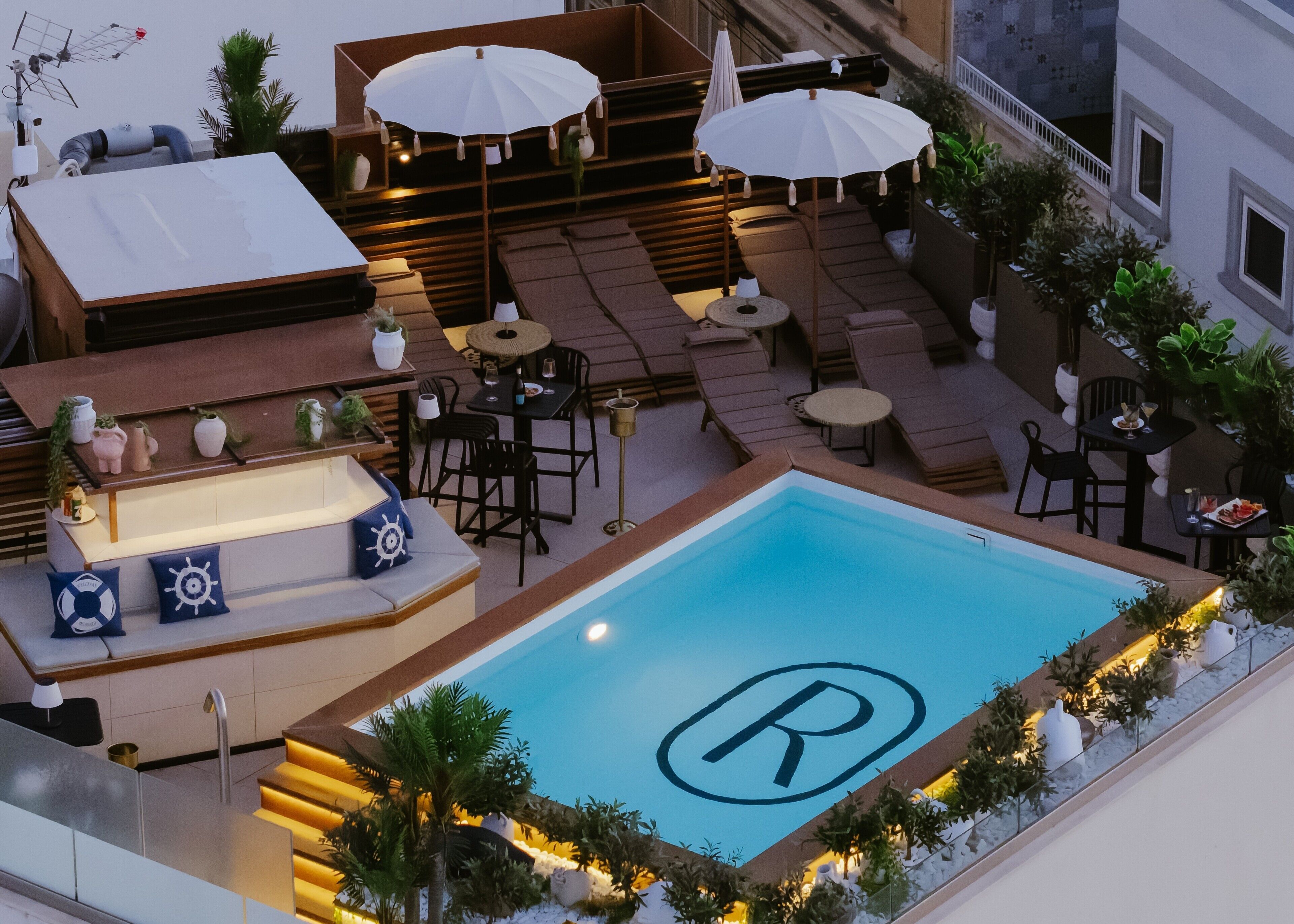 Rooftop pool
