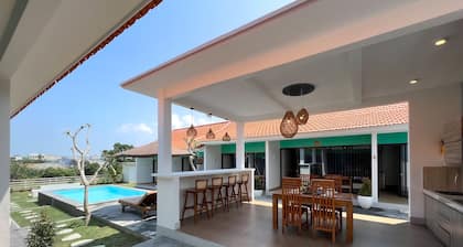 Moon Bali Guesthouse Canggu