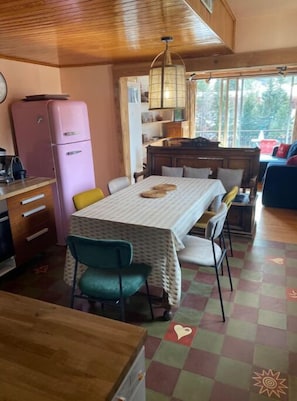 Dining - Grand Appartement 4 Pers, Face aux Pistes (La Salle-les-Alpes)