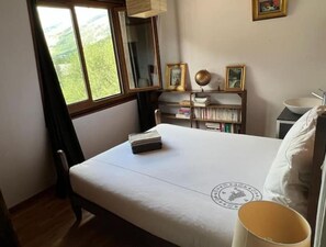 2 chambres, fer et planche à repasser, Wi-Fi gratuit