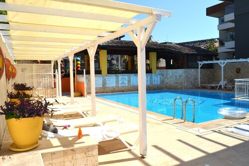 Room in Apartment - Beautiful 3 bed Holiday Home In Resort Centre