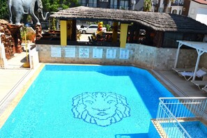 Pool - Room in Apartment - Beautiful 3 bed Holiday Home In Resort Centre (Manavgat)