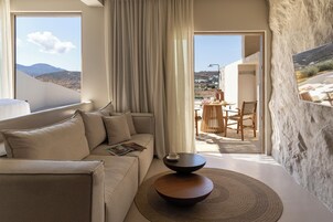 1 habitación, escritorio y espacio para trabajar con laptop 