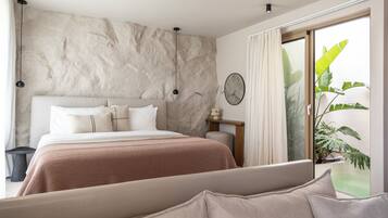 1 kamar tidur, meja kerja, ruang kerja ramah laptop, dan kedap suara