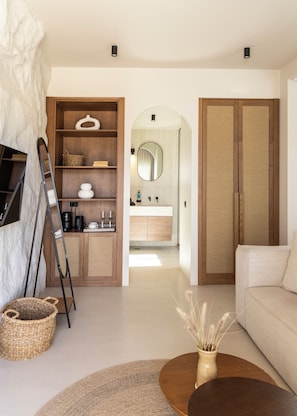 King Suite with Sea View | 1 間臥室、書桌、筆電工作空間、隔音