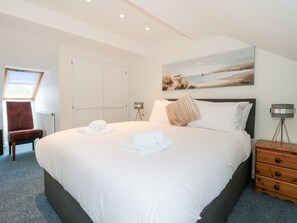 2 habitaciones, decoración personalizada y muebles diferentes 