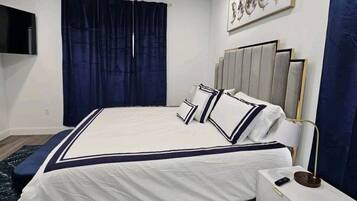 4 chambres, fer et planche à repasser, accès au Wi-Fi (inclus)