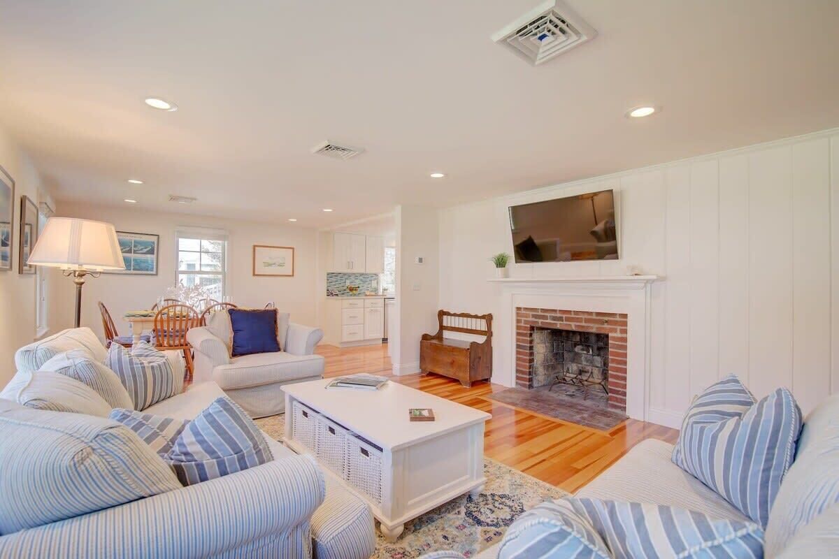 تلفزيون، مكتب