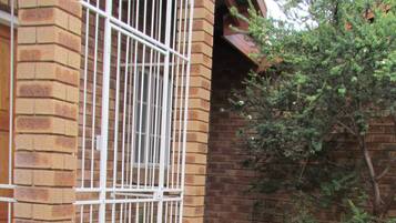 House, 2 Bedrooms, Patio | Property entrance