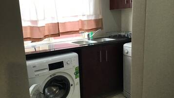 House, 2 Bedrooms, Balcony | Interior