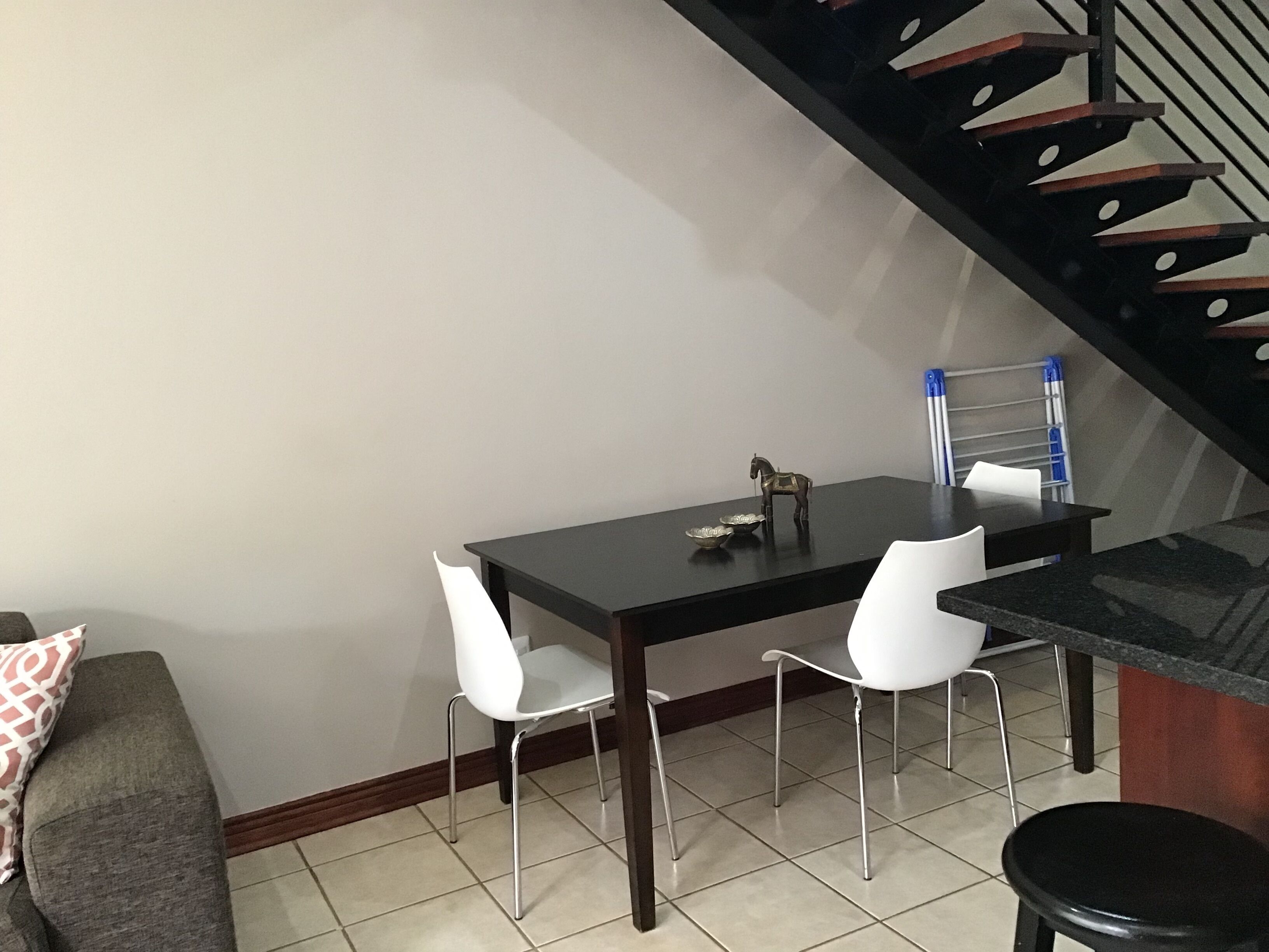 House, 2 Bedrooms, Balcony | Dining