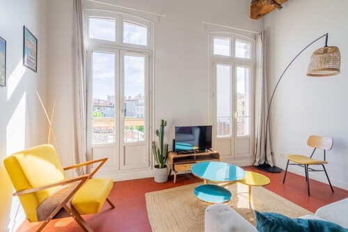 Vue Azure - 3 ch, Plein Centre, Climatisé, Balcon