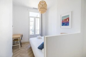 3 chambres, bureau, fer et planche à repasser, Wi-Fi