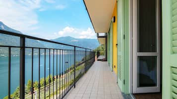 公寓, 湖景 | 熨斗/熨衣板、免費無線上網