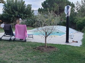 Pool - Belle Maison Confortable ET Reposante (Chanos-Curson)